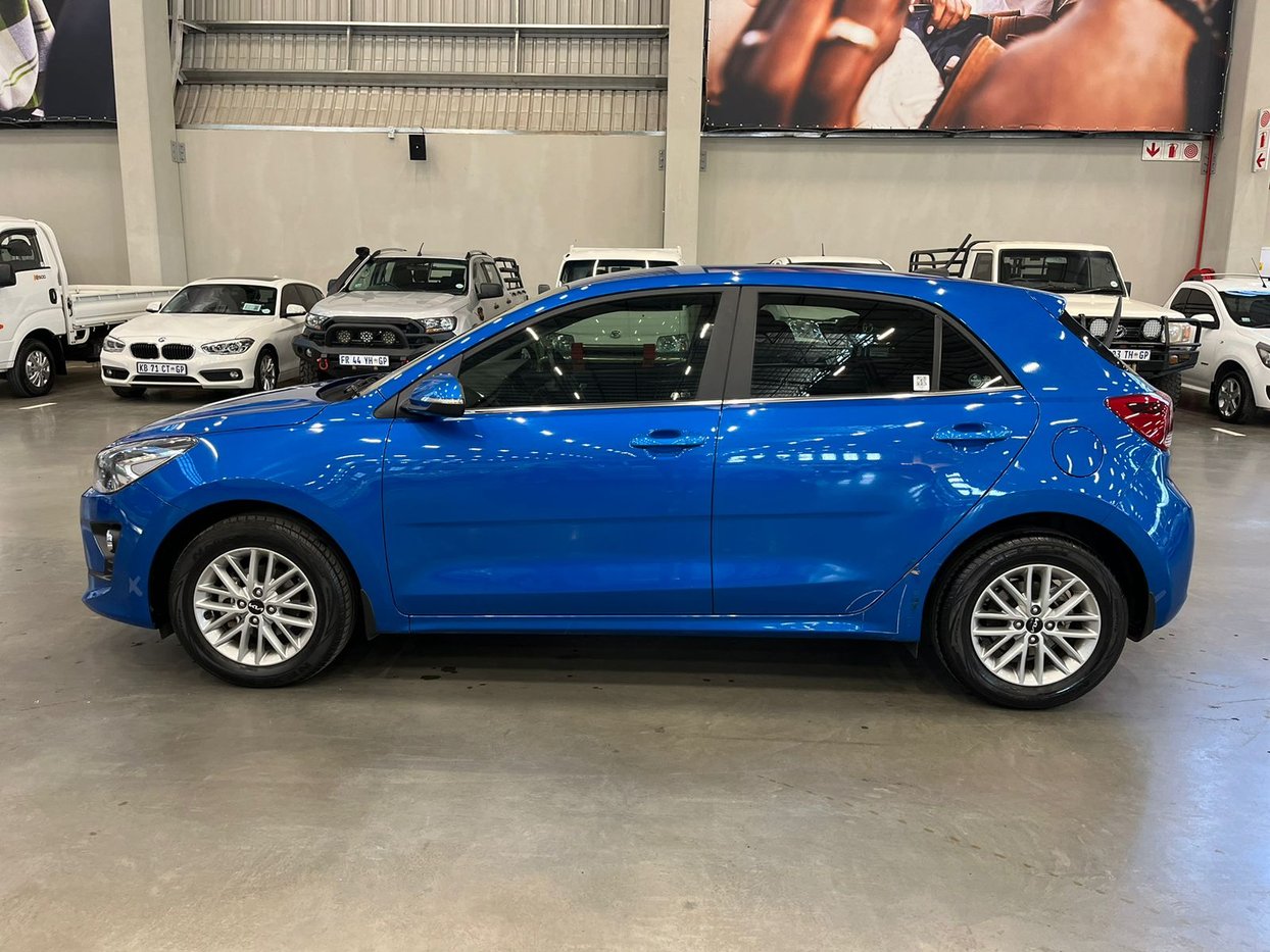 2022 Kia Rio VI 1.4 LX 5 Door Q2FyTGlzdGluZzoyNzYxMjg R271700